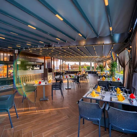 Megasaray Club 5* بيليك