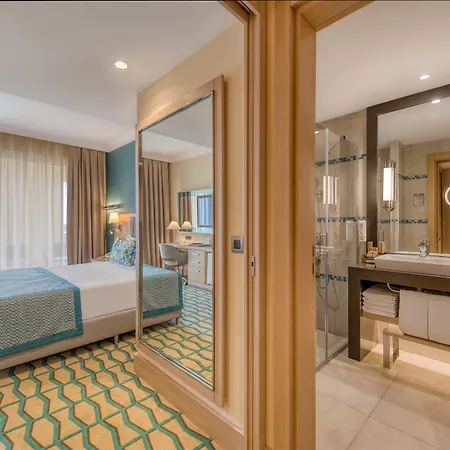 Megasaray Club 5* بيليك